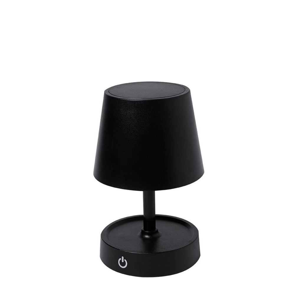 Lampe de design en finition noire mate. Inclut un système de régulation d'intensité Kirsten